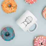 Windsor Sack Back Arm Chair White glossy mug